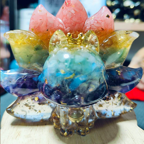 彩色蓮花水晶座
